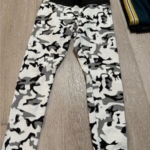 Koral Black & Gray Camo High-Rise Leggings
